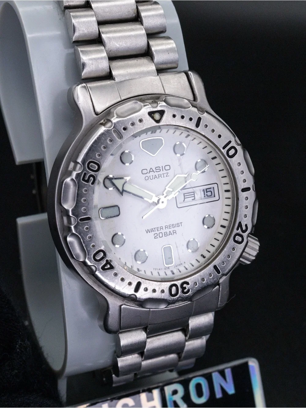 Casio Rare MD-705C Vintage 36mm JDM Import Day/Date 36mm Dive Watch